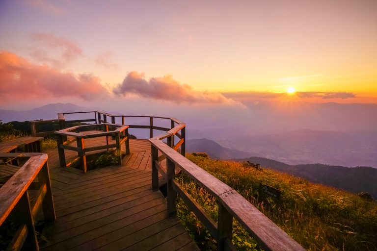 Kew Mae Pan Viewpoint
